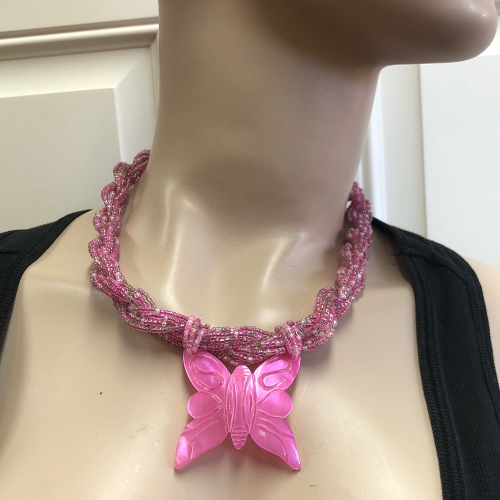 Shell Butterfly Necklace 5/$25